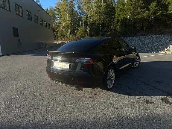 Tesla Model 3 2019 photo 5