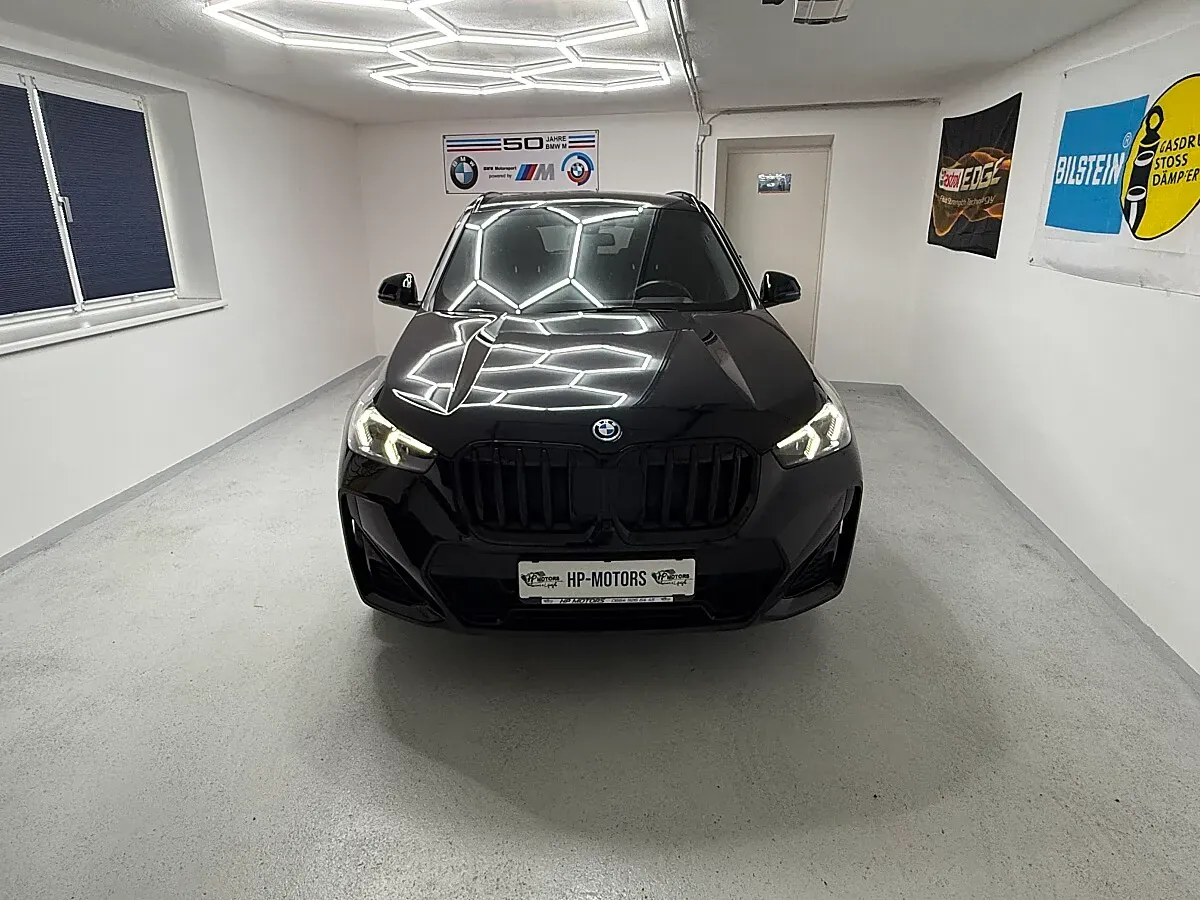 BMW X1 2023 photo 2