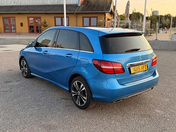 Mercedes-Benz B200 2016 photo 4