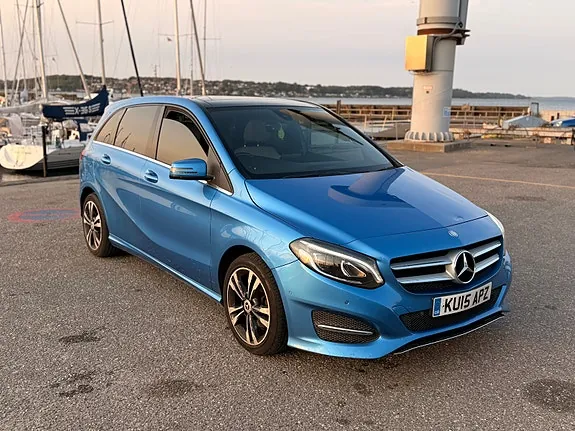 Mercedes-Benz B200