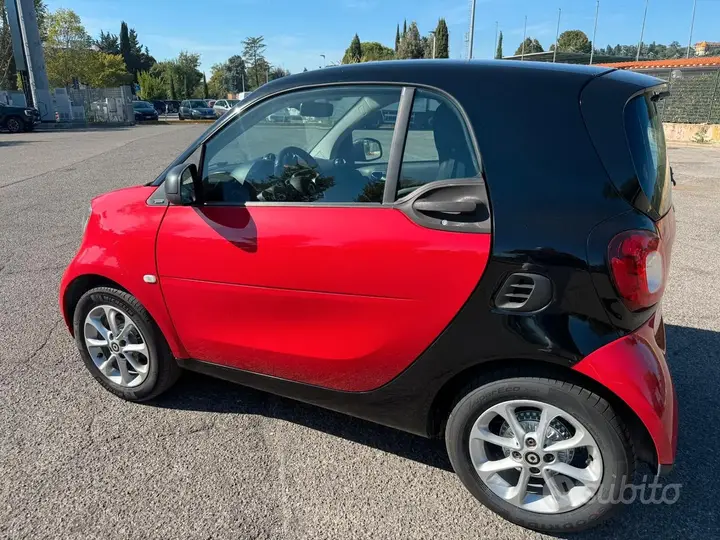 Smart Fortwo 2017 photo 2