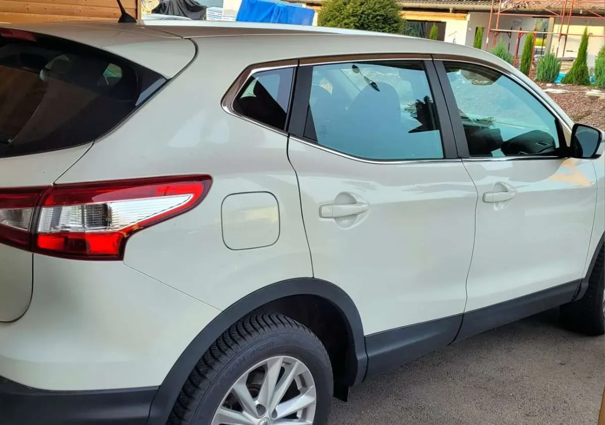 Nissan Qashqai 2016 photo 2
