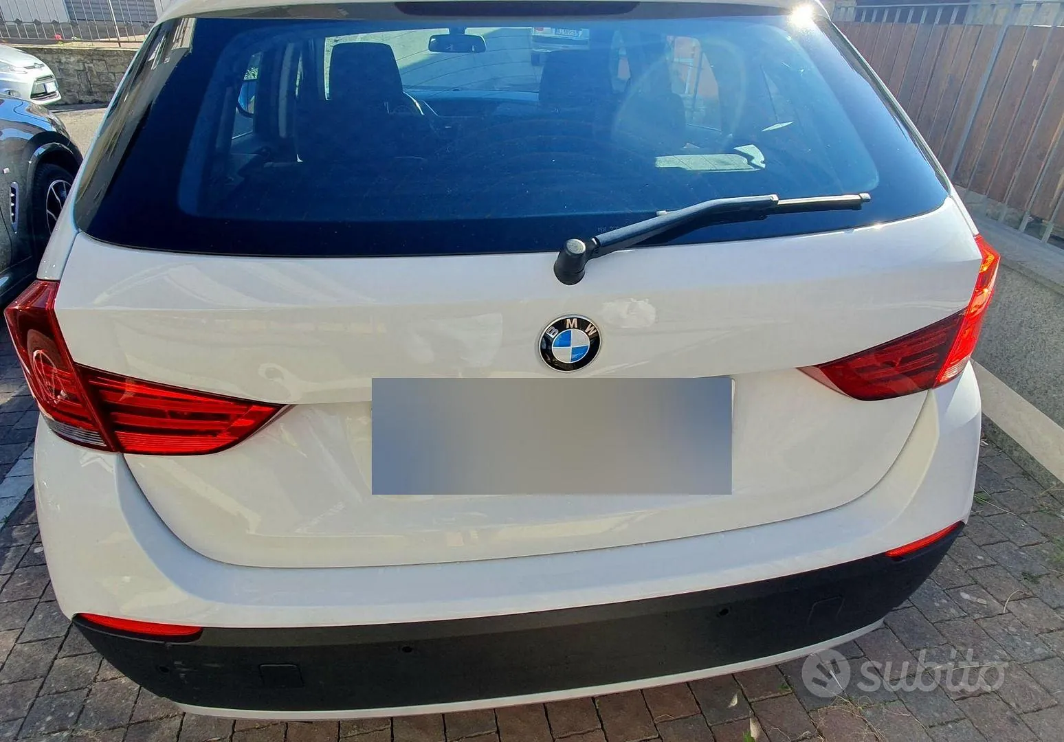 BMW X1 2011 photo 2