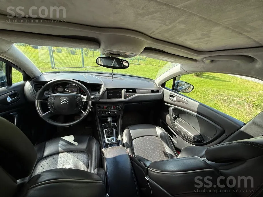 Citroen C5 2010 photo 3