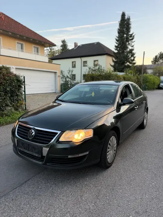 Volkswagen Passat 2005 photo 2