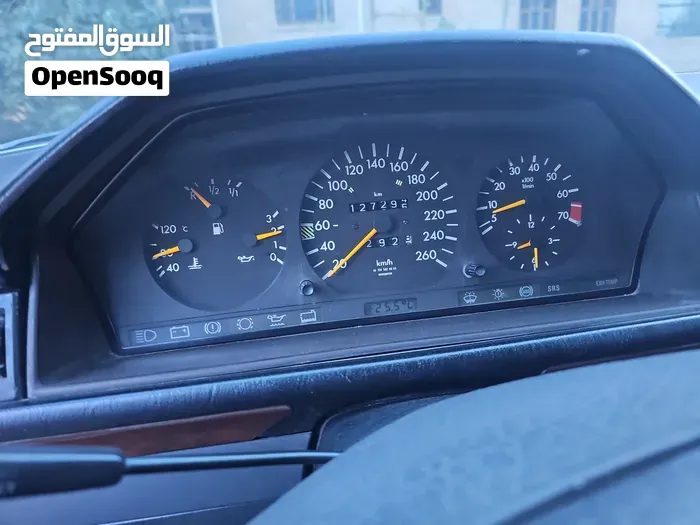 Mercedes-Benz E-Class 1993 photo 2