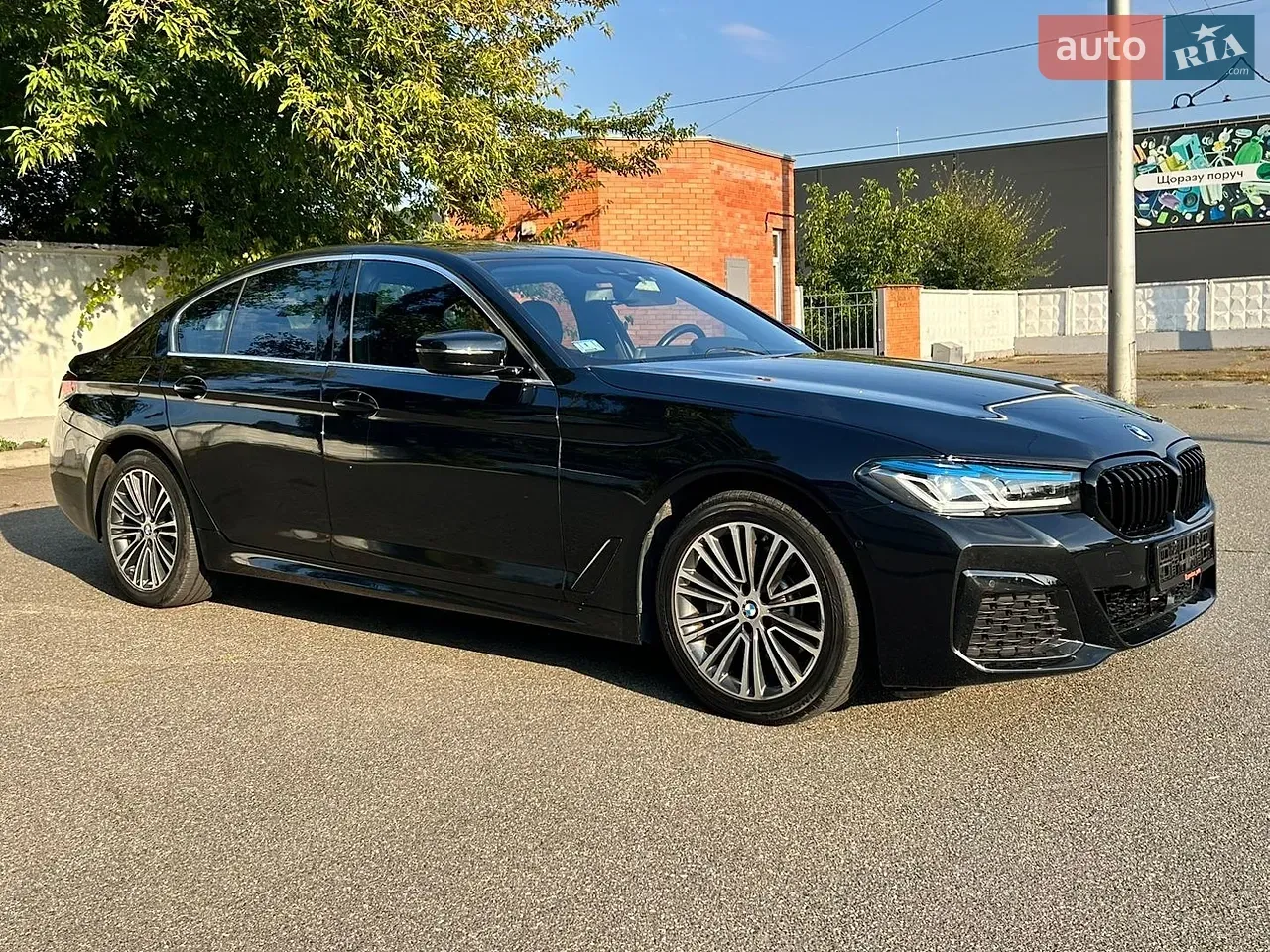 BMW 5 Series 2019 photo 4