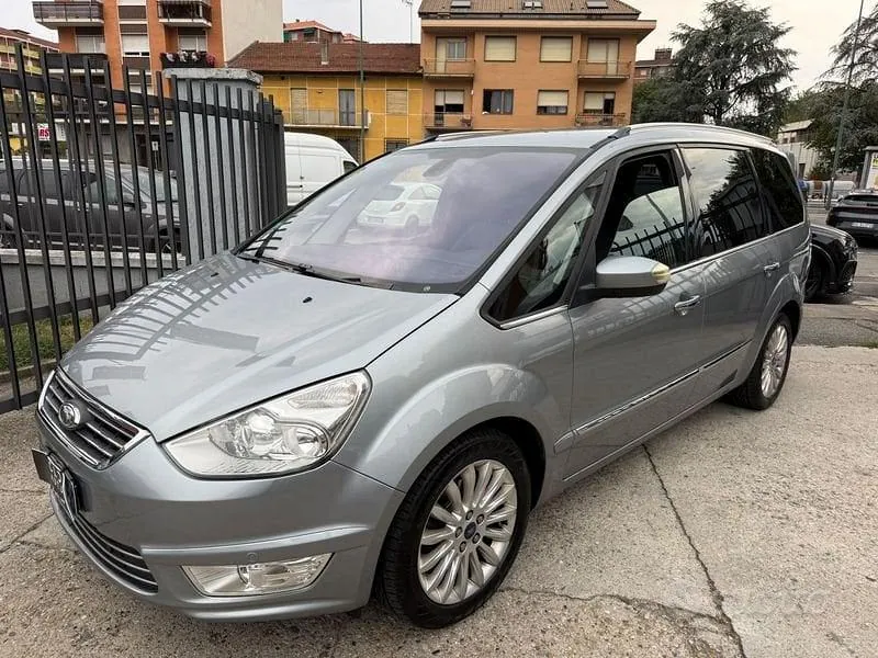 Ford Galaxy 2012 photo 2