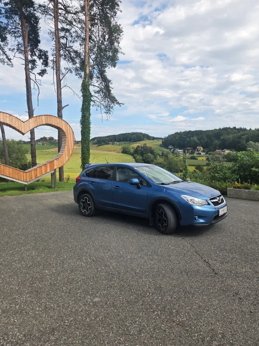 Subaru Xv 2015 photo 2