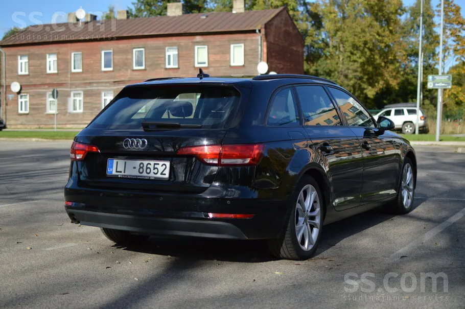 Audi A4 2016 photo 2