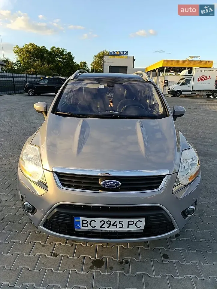Ford Kuga 2010 photo 2