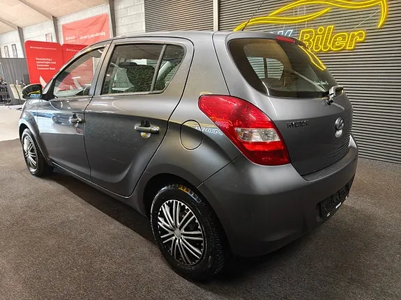 Hyundai I20 2012 photo 3