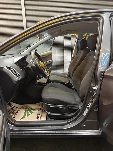 Hyundai I20 2012 photo 5