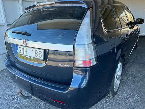 Saab 9-3 2011 photo 3