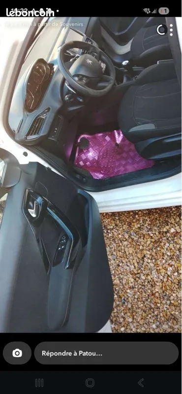 Peugeot 208 2014 photo 2