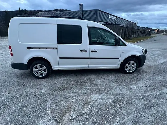 Volkswagen Caddy Maxi 2011 photo 5