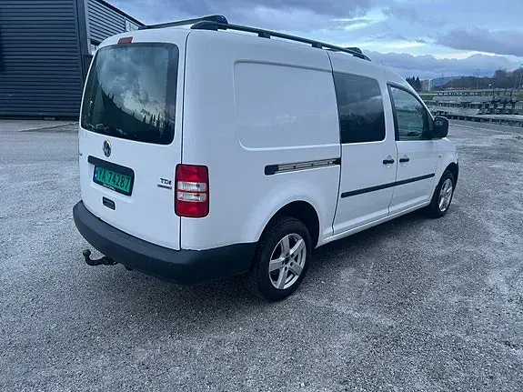 Volkswagen Caddy Maxi 2011 photo 3