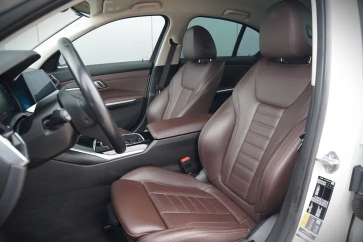 BMW 3Series 2019 photo 3