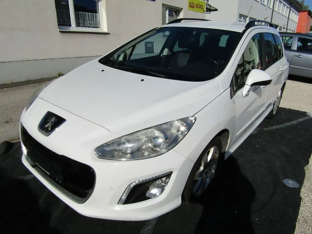 Peugeot 308 2013 photo 3