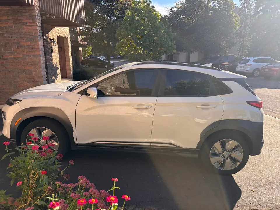 Hyundai Kona Electric 2021 photo 4