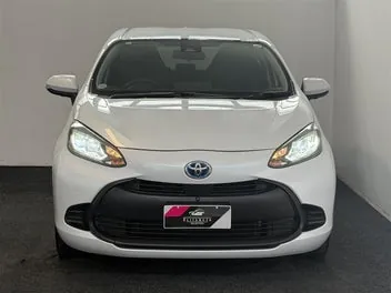 Toyota Aqua 2022 photo 3