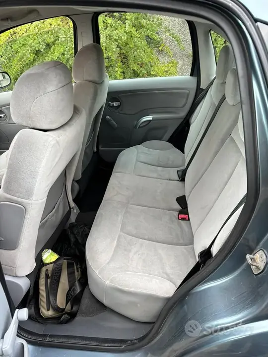 Citroen C3 2005 photo 5