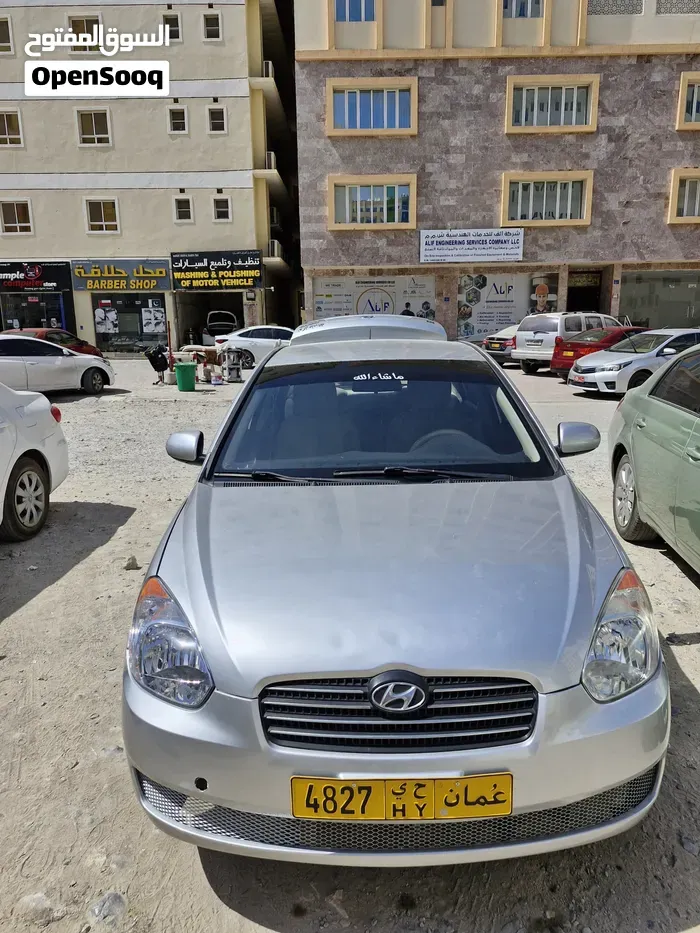 Hyundai Accent 2011 photo 2