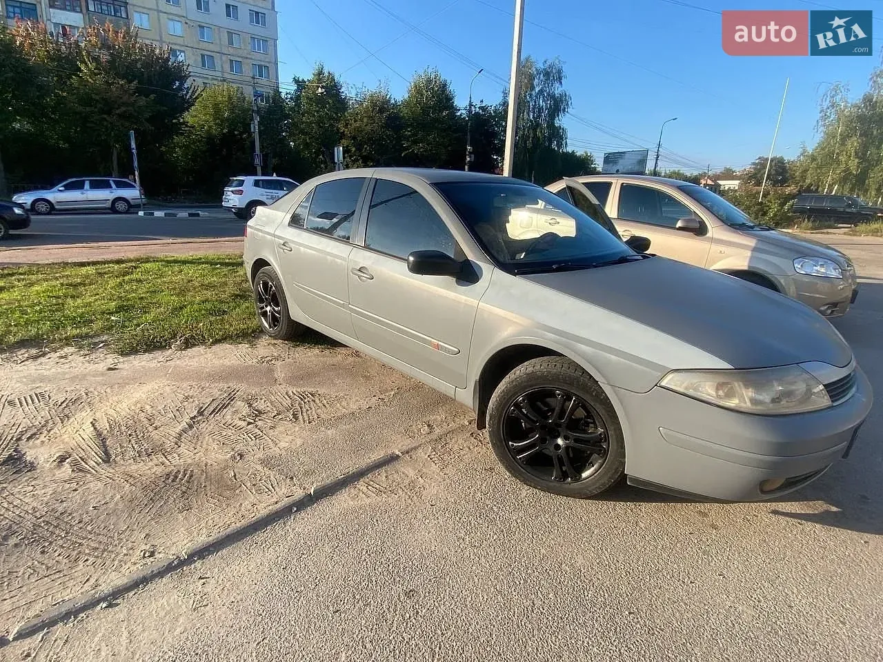 Renault Laguna 2001 photo 2