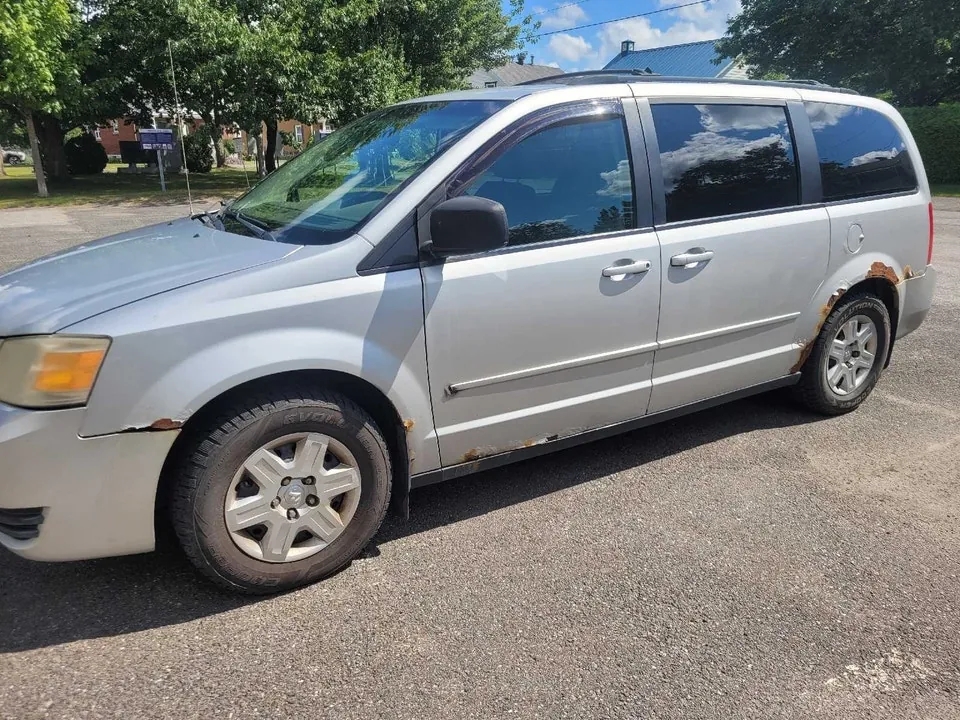 Dodge Grand Caravan 2009 photo 2