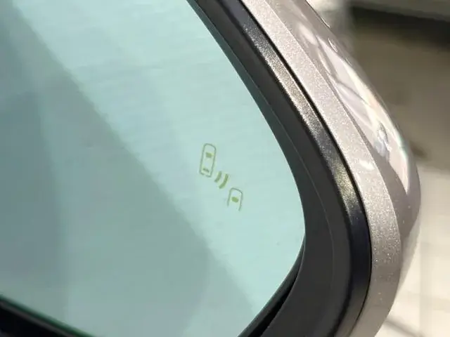 Toyota C-Hr 2017 photo 5