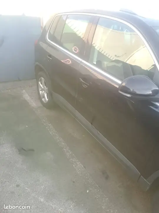 Volkswagen Tiguan 2008 photo 3