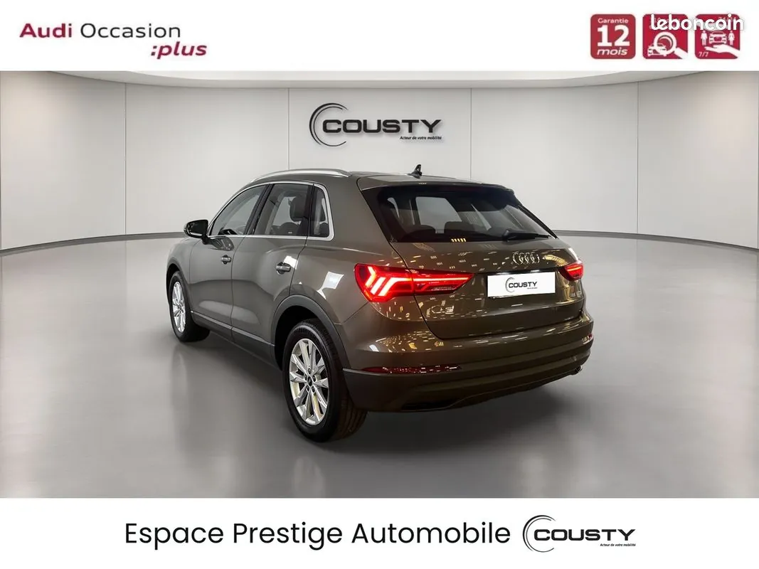 Audi Q3 2023 photo 3
