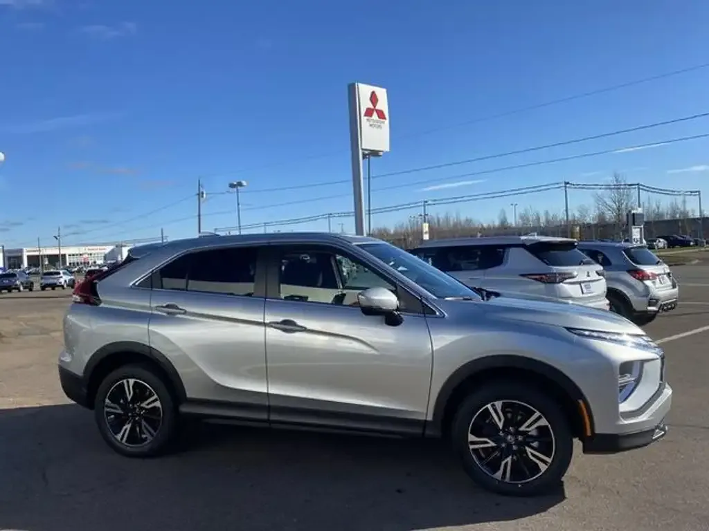 Mitsubishi Eclipse Cross 2026 photo 3