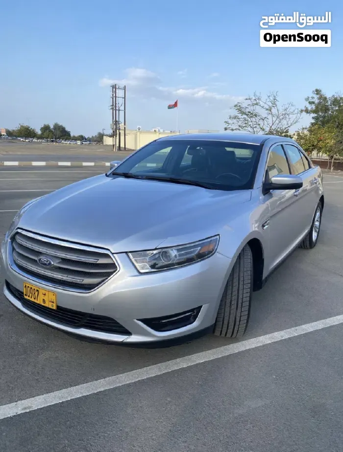 Ford Taurus