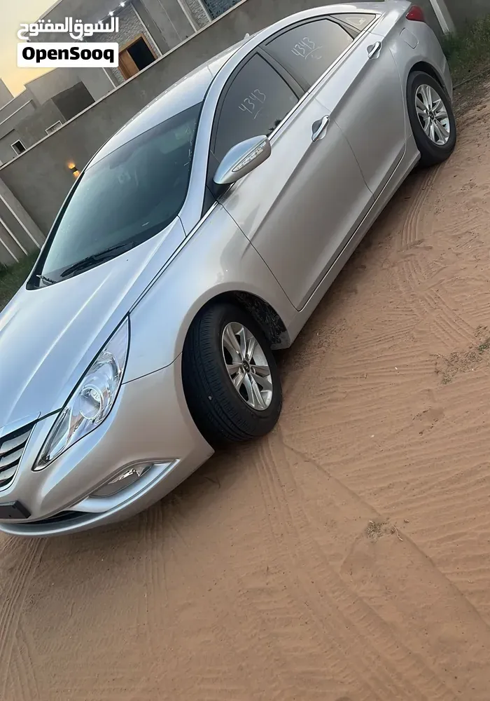 Hyundai Sonata 2012 photo 4
