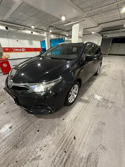 Toyota Auris 2016 photo 4