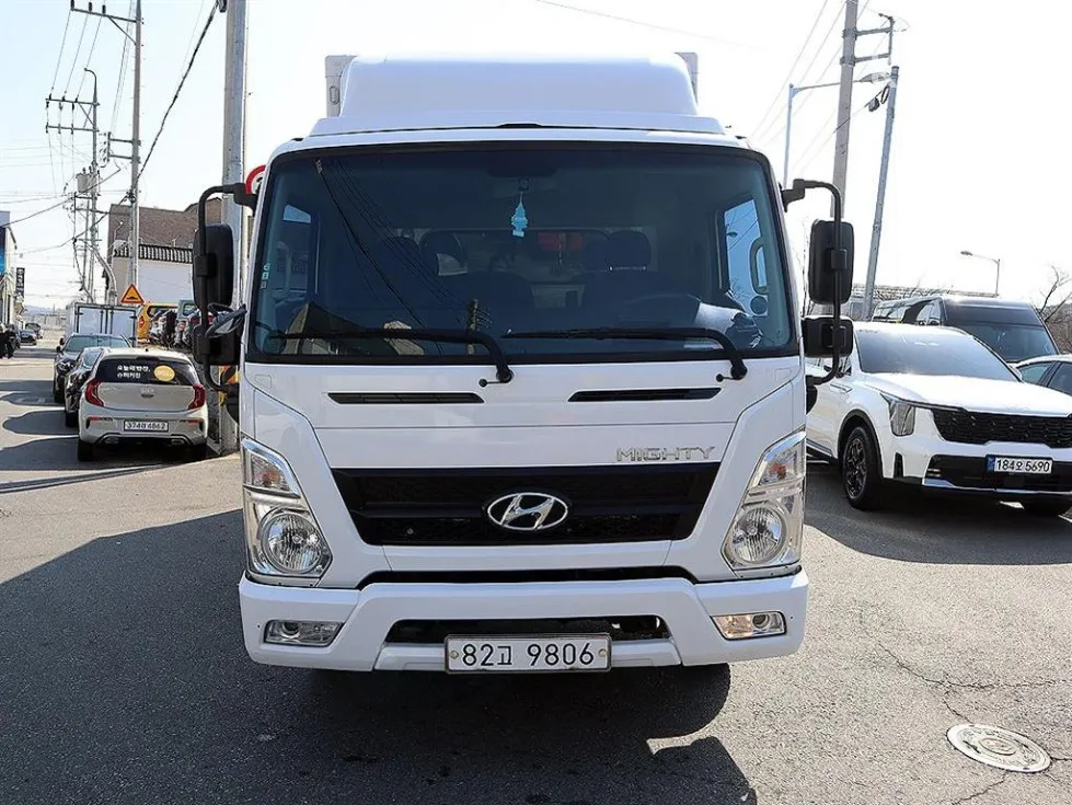 Hyundai Mighty