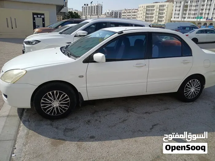 Mitsubishi Lancer 2006 photo 2