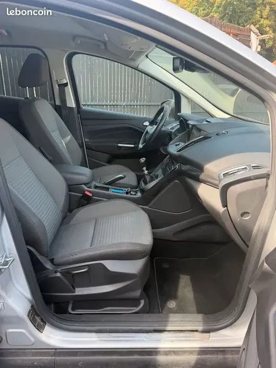 Ford C-Max 2017 photo 3