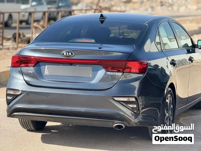 Kia Forte 2020 photo 2