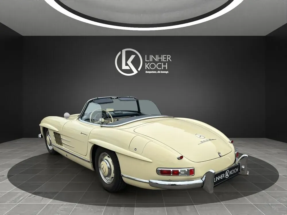 Mercedes-Benz Sl-Class 1959 photo 3