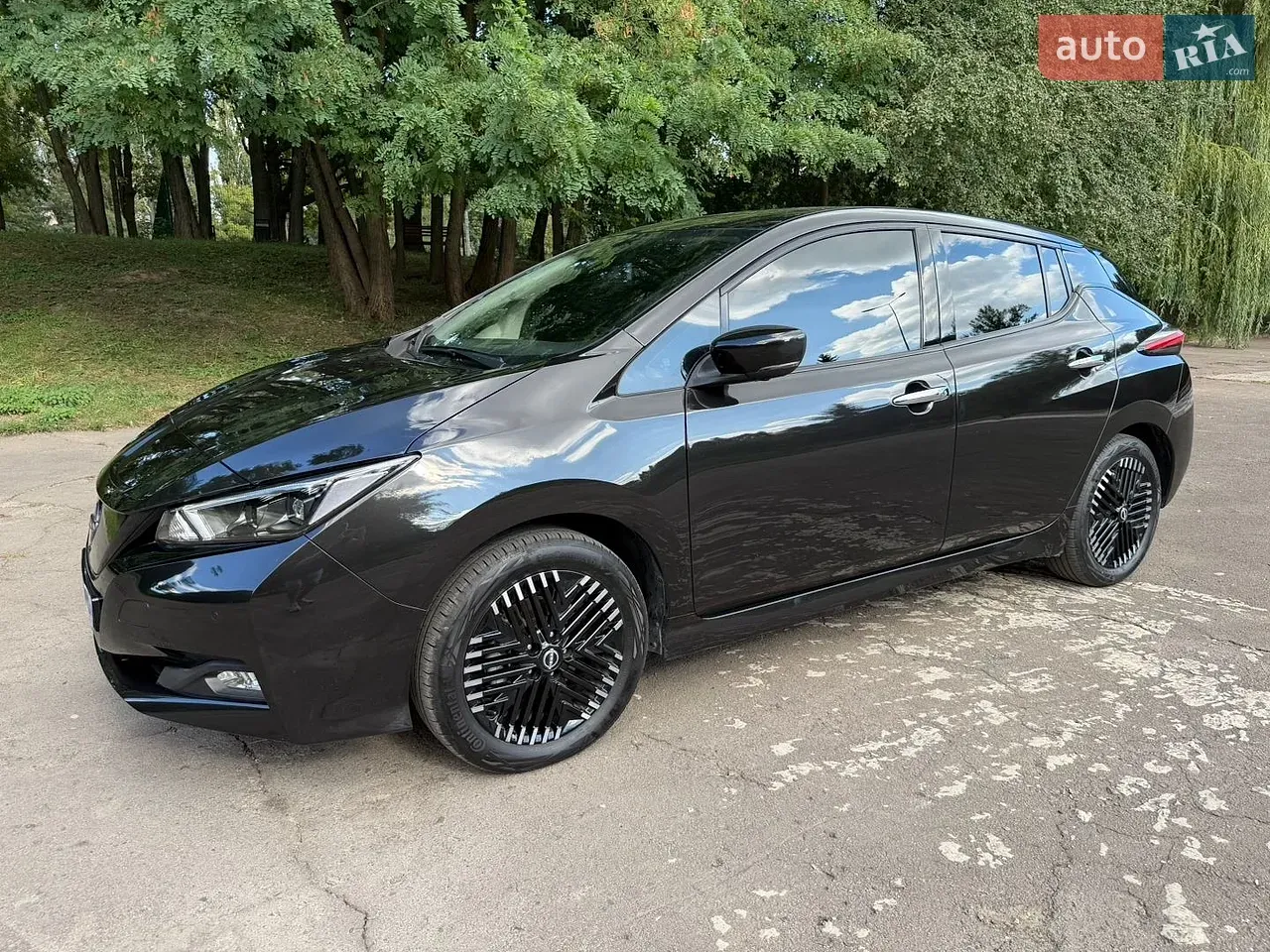 Nissan Leaf 2022 photo 2