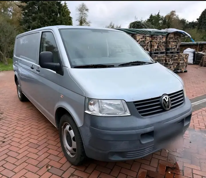 Volkswagen T5