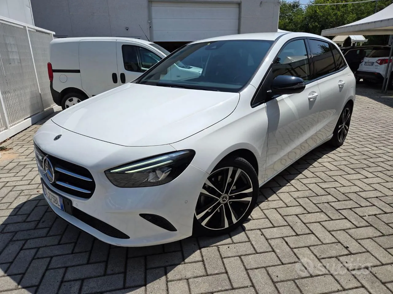 Mercedes-Benz B-Class 2020 photo 5