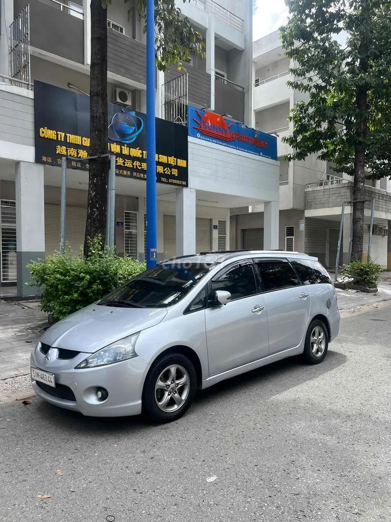 Mitsubishi Grandis