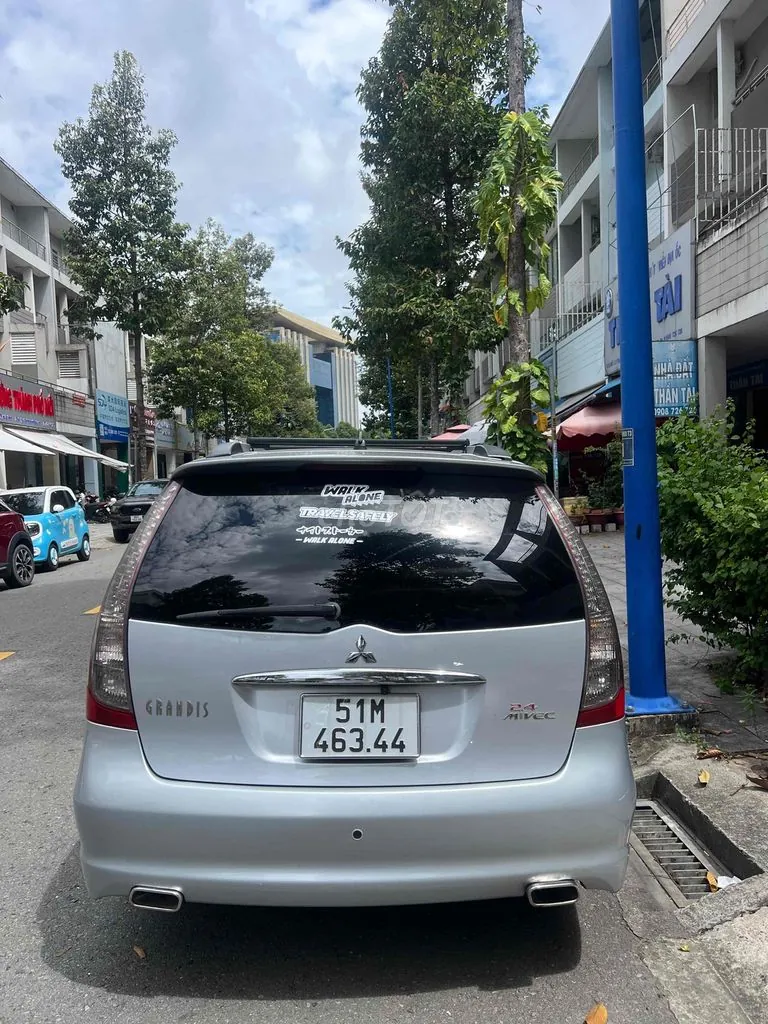 Mitsubishi Grandis