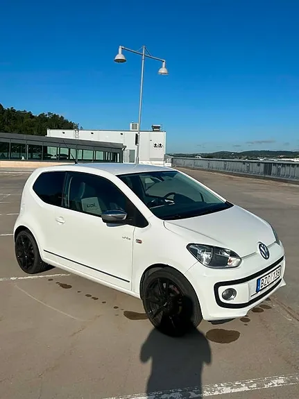 Volkswagen Up 2012 photo 5