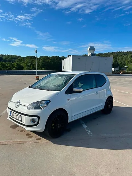 Volkswagen Up 2012 photo 2