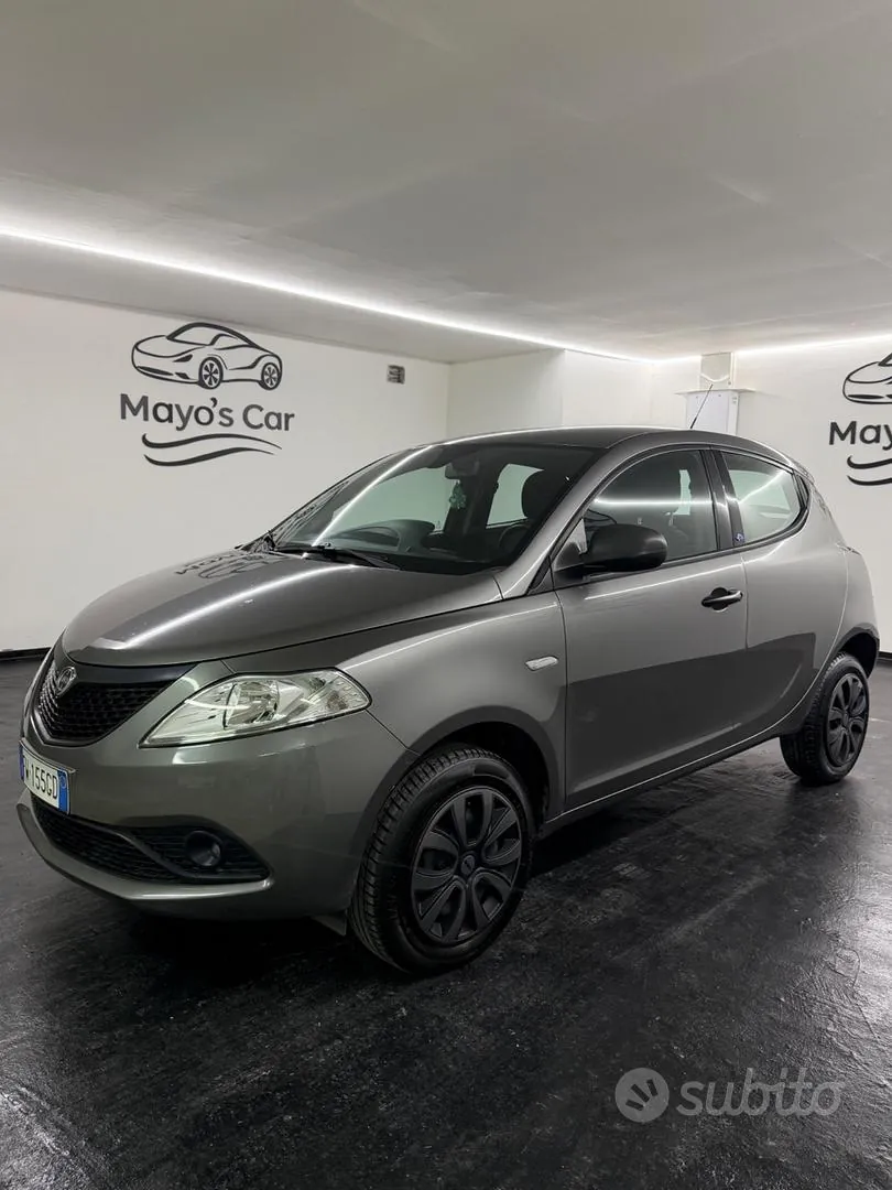 Lancia Ypsilon 2019 photo 2