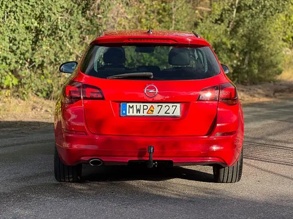 Opel Astra 2012 photo 5